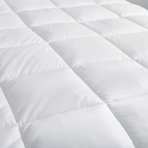 Size Hard-to-FIND 75 Oz FillWeight Goose Down Alternative Comforter, 600 Thread Count 100% Egyptian Cotton Cover, 700 Fill Power - Image 5